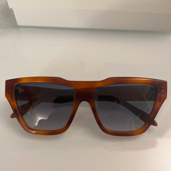 Victoria Beckham VBS 145. ( C02 ) vintage tortoise   56x. 17x 140 main image 4